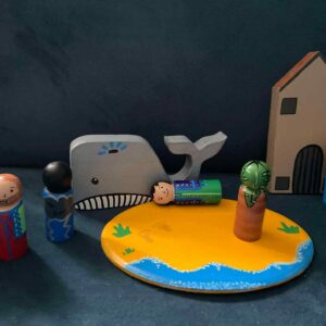 Jonah and the whale peg doll set