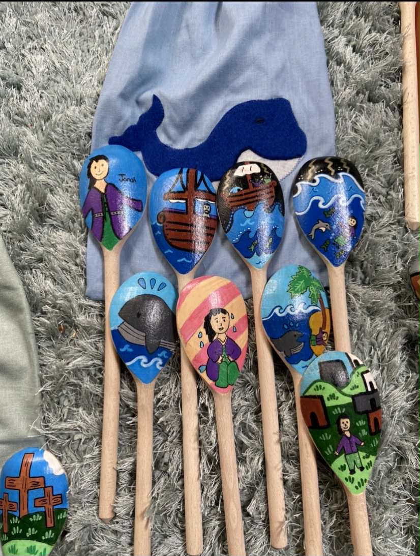 Jonah and the whale story spoons set of 8